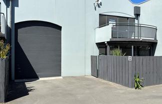 Riccarton Live Work Unit 