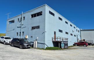 WOODCOCKS INDUSTRIAL 830M² ON 3237M² YARD
