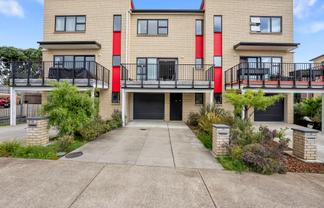 11 Tuhono Street, Manukau