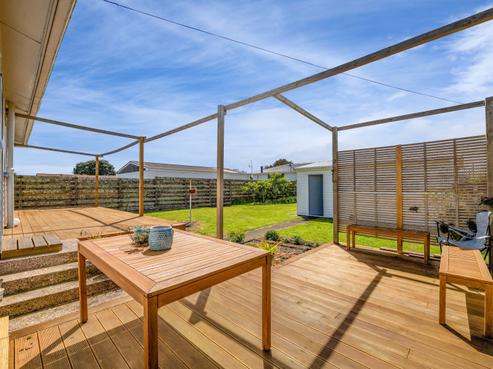 2 Bone Crescent, Hawera