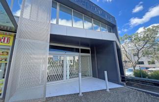 PROMINENT PENROSE POSITIONING
