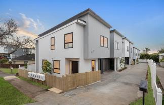 3,5,6/12 Ryburn Road, Mount Wellington
