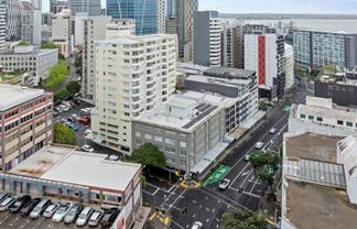 CHARACTER OFFICE NEAR BRITOMART
