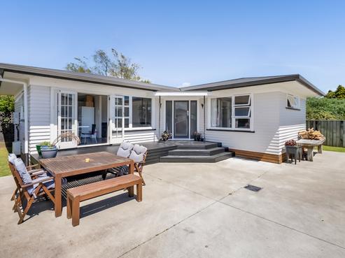 22A Pukatea Street, Inglewood