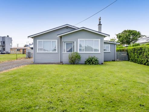 39 Domett Street, Opunake
