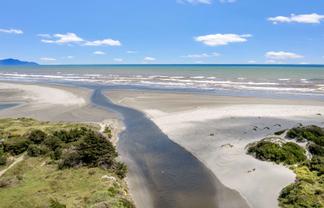 14 Manga-Pirau Street, Waikawa Beach