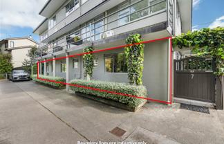 7/17 Cathedral Place, Parnell