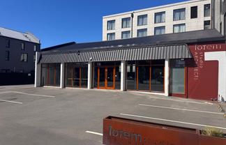 Standalone with Profile & Parking