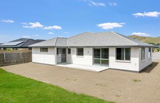 38 Ara Drive, Redwoodtown