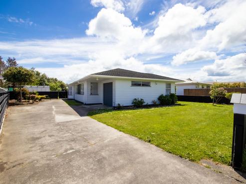 104 Fairs Road, Milson