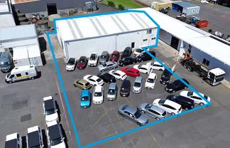 Small Warehouse + 800m² yard on Harris Road
