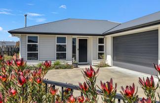 17 Morrell Street, Tawhero