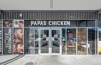 Boutique Korean fried chicken retail investment