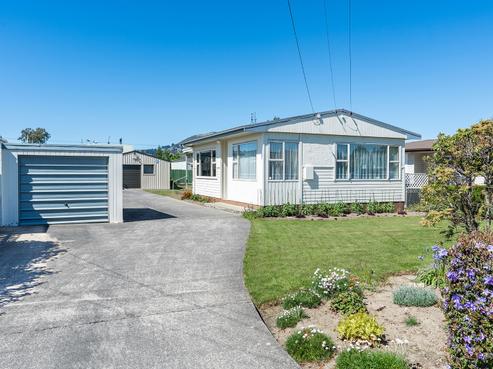 16 Ross Street, Mosgiel