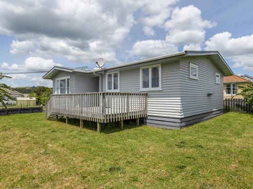 2 Armstrong Street, Huntly