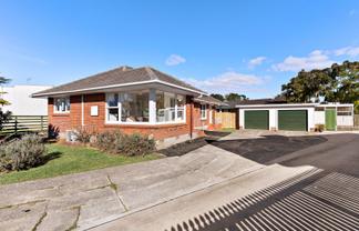 Live, rent, add value - opportunity with options