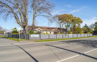 Acorn Estate Motel - For Sale 