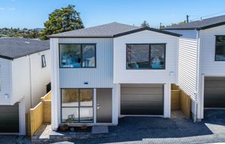 21C Barron Drive, Green Bay