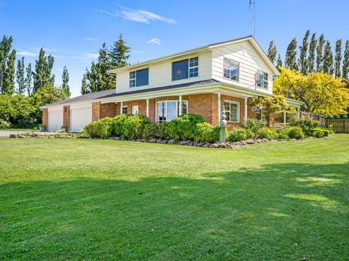 312 Oamaru-alma Road, Deborah