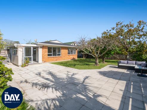 2/9 Motuora Road, Manly