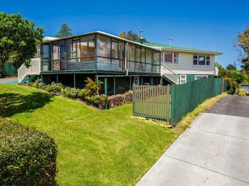 38 Blakeborough Drive, Forrest Hill