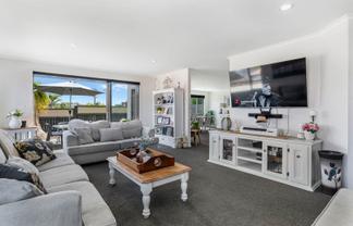 24 Bay Street, Red Beach