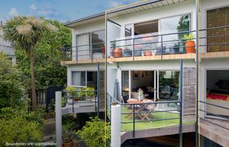 11/6 Sarsfield Street, Herne Bay