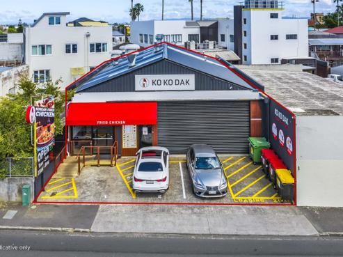 135 Atkinson Avenue, Otahuhu