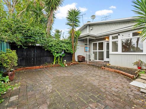 1A Calgary Street, Sandringham