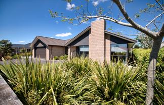 7 Molesworth Drive, Mangawhai