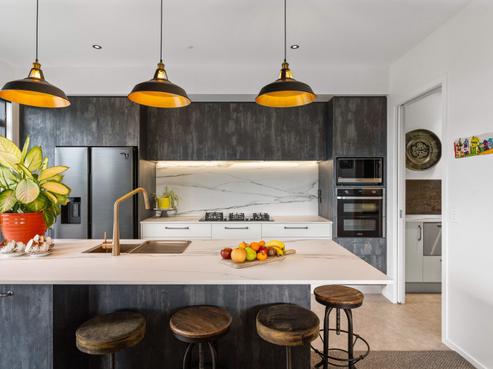 1 Rewarewa Rise, Whangamata