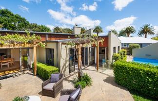 3 The Oaks, Awapuni