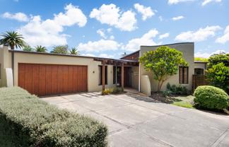 3 The Oaks, Awapuni