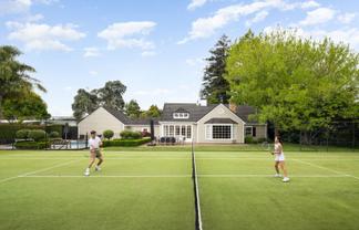 4 Pollock Drive, Chartwell