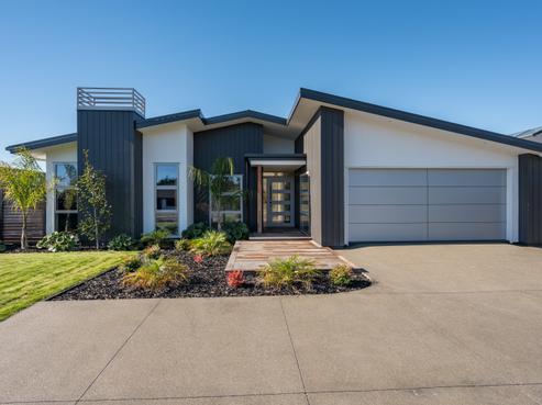 33 Hart Road, Richmond