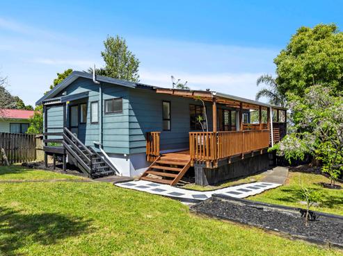 9 Hale Crescent, Bayview