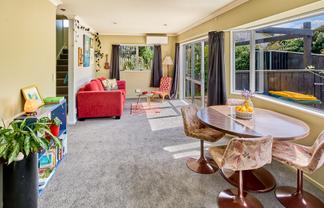 10 Pohutukawa Grove, TITAHI BAY