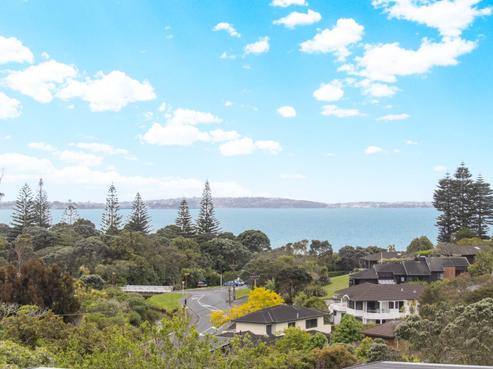 3/26 Long Bay Drive, Torbay