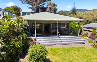 114 The Parade, Paekakariki