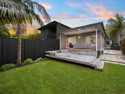 30A Hawkins Street, Meadowbank