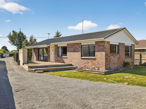 119 Gilberthorpes Road, Hei Hei