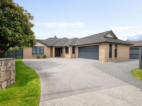 1 Holly Place, Rototuna North