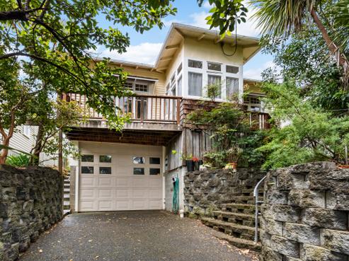 6 Cautley Street, Stanley Point