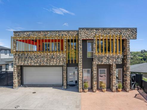 22 Jabal Crescent, Totara Park