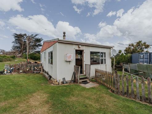 18 Riverview Road, Milton