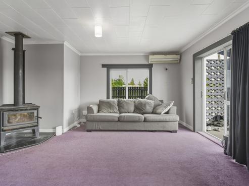 8 Helensbrook Road, Milton