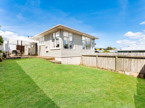8A Harrington Road, Henderson