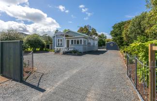 12 Whangapoua Road, Coromandel