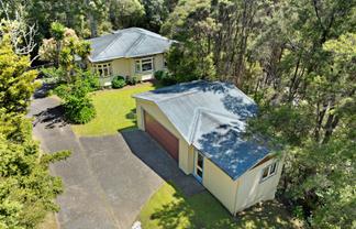 77 Carter Road, Oratia