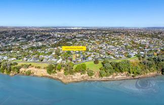 66A Marine Parade, Mellons Bay